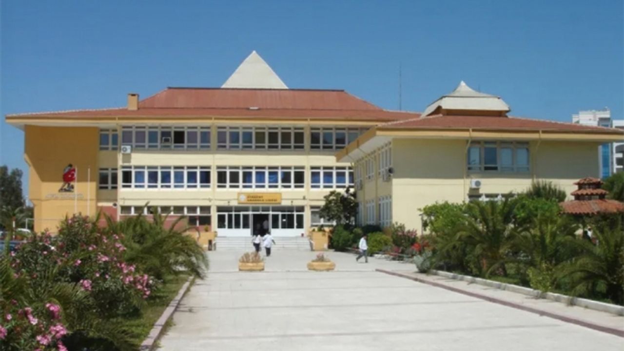 İzmir Valiliği’nden ‘Atakent Anadolu Lisesi’ açıklaması