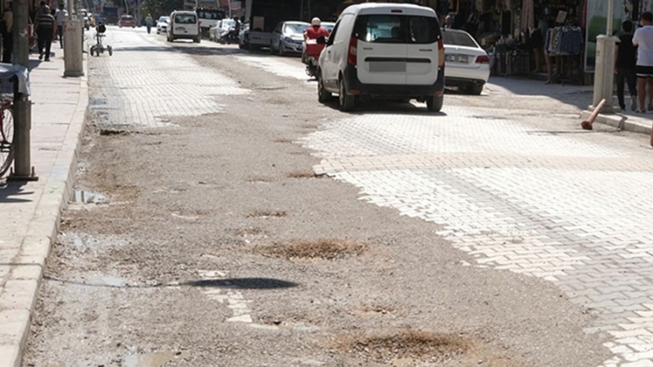 İZSU'ya bir tepki de AK Partili Çelik'ten