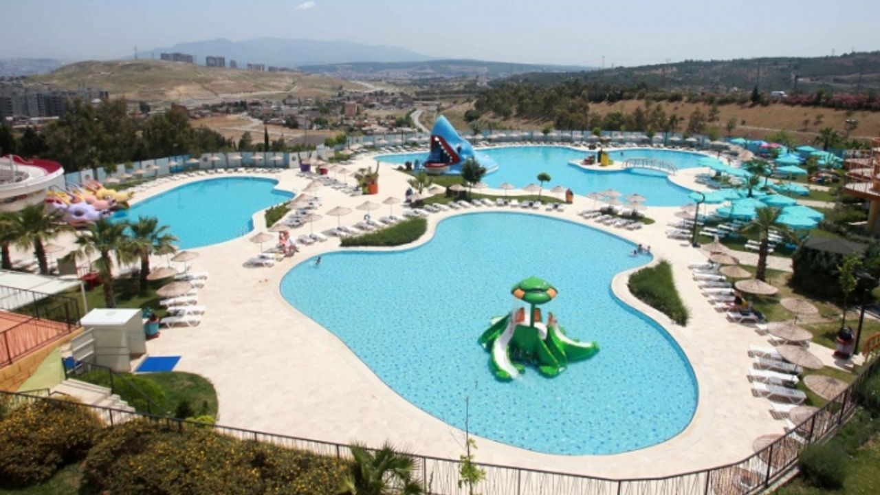 Karabağlar'da Aqua Yaşam'a ziyaretçi akını