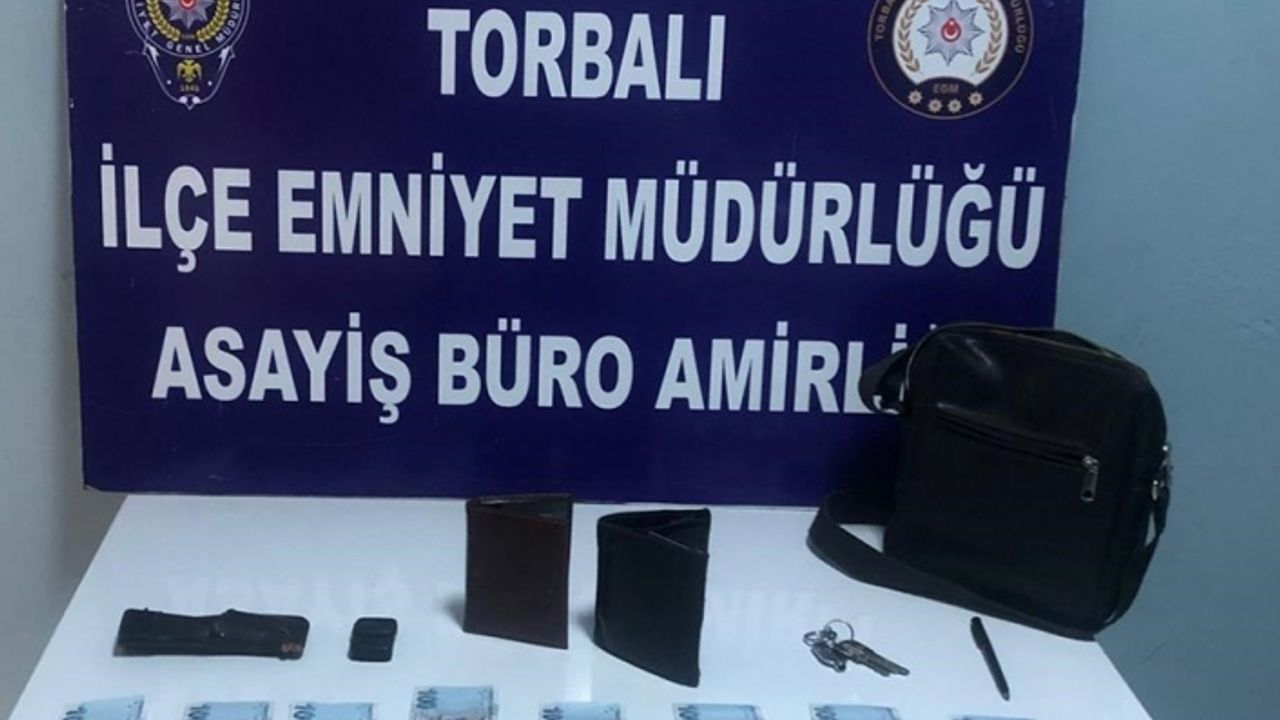 Korona olduklarını söyleyip sahte paralarla kuryeleri dolandırmışlar