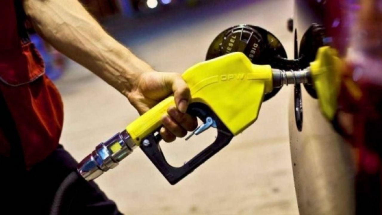 Motorin zammı bir kez daha iptal edildi