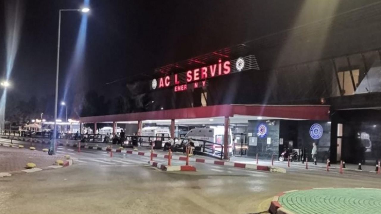 Tam bir vahşet: Oğlu tarafından 15 kez bıçaklanan hamile kadının bebeği kurtarılamadı