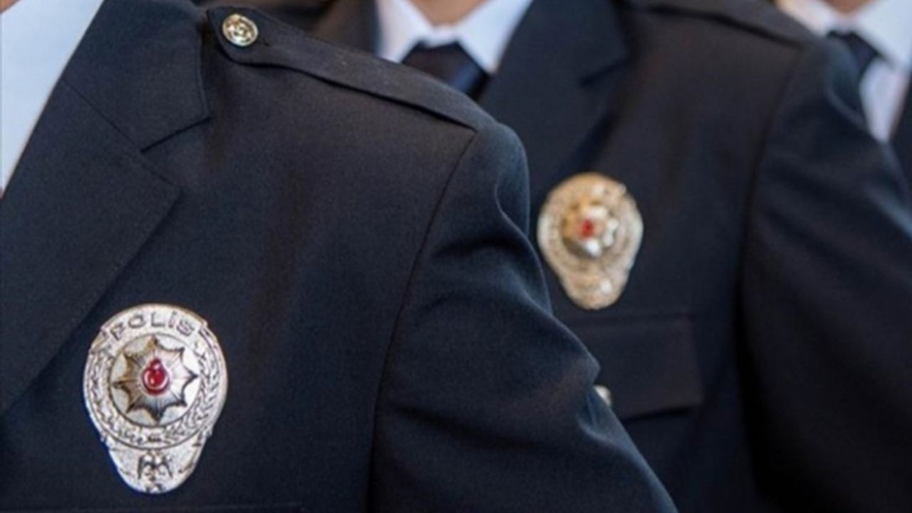 Yeni skandal polislik sınavı mı? 18 soru aynısı çıkmış!