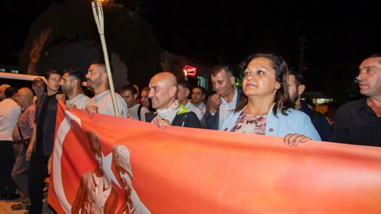 Zafer Yolu kafilesi Afyon’dan İzmir’e meşaleyle yola çıktı