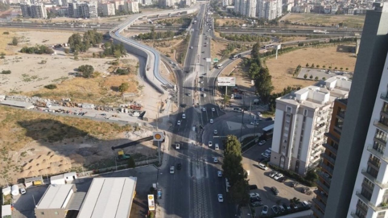 Başkan Soyer müjdeyi verdi: Çiğli Tramvay hattı Karşıyaka’ya bağlandı