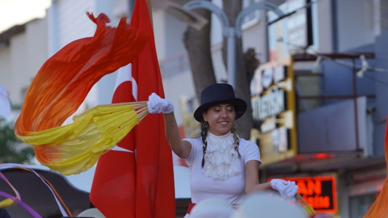 Çeşme Festivali büyük bir coşkuyla başladı!