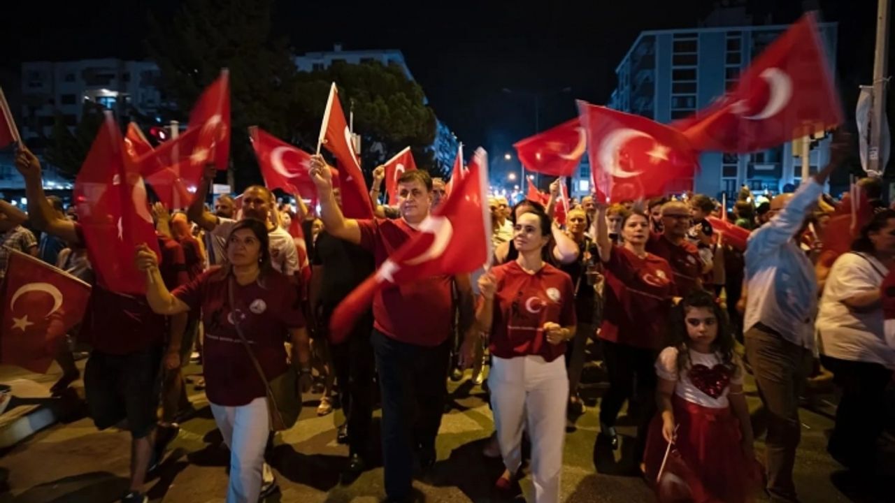 Havada, karada, denizde 9 Eylül şöleni!