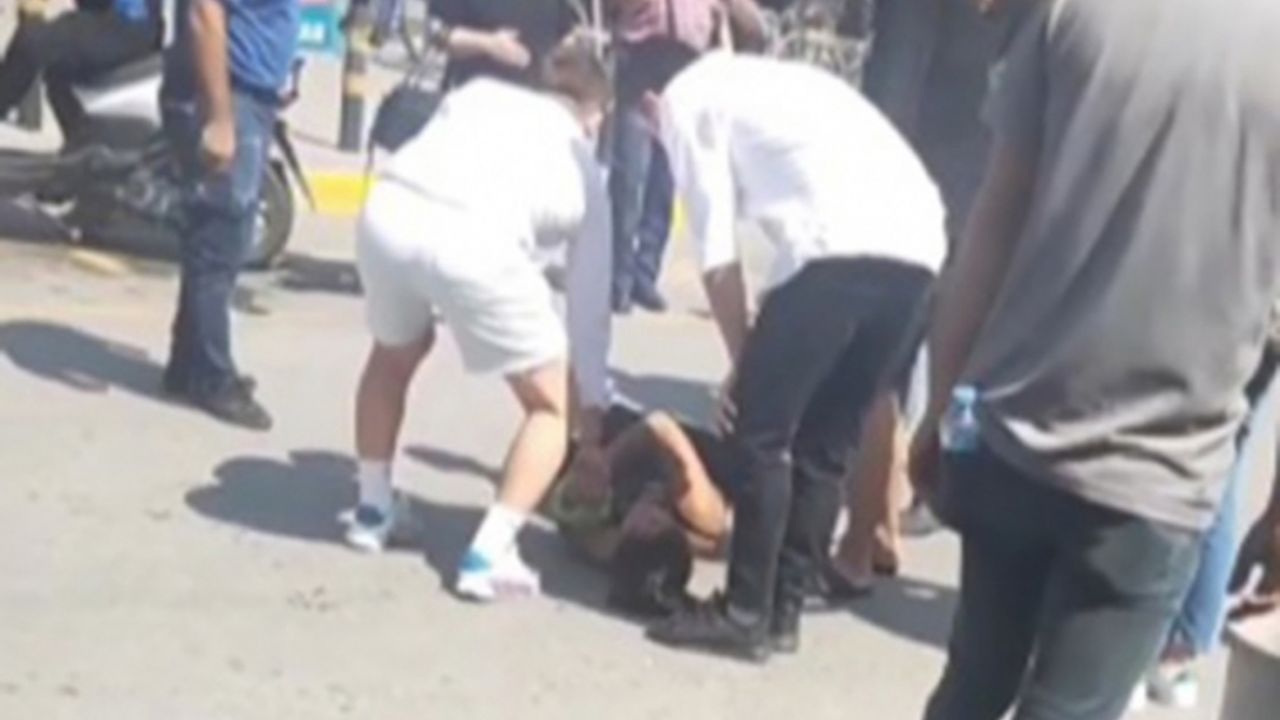 İzmir'de akılalmaz olay; Kavgada salladığı bıçak nişanlısına denk geldi