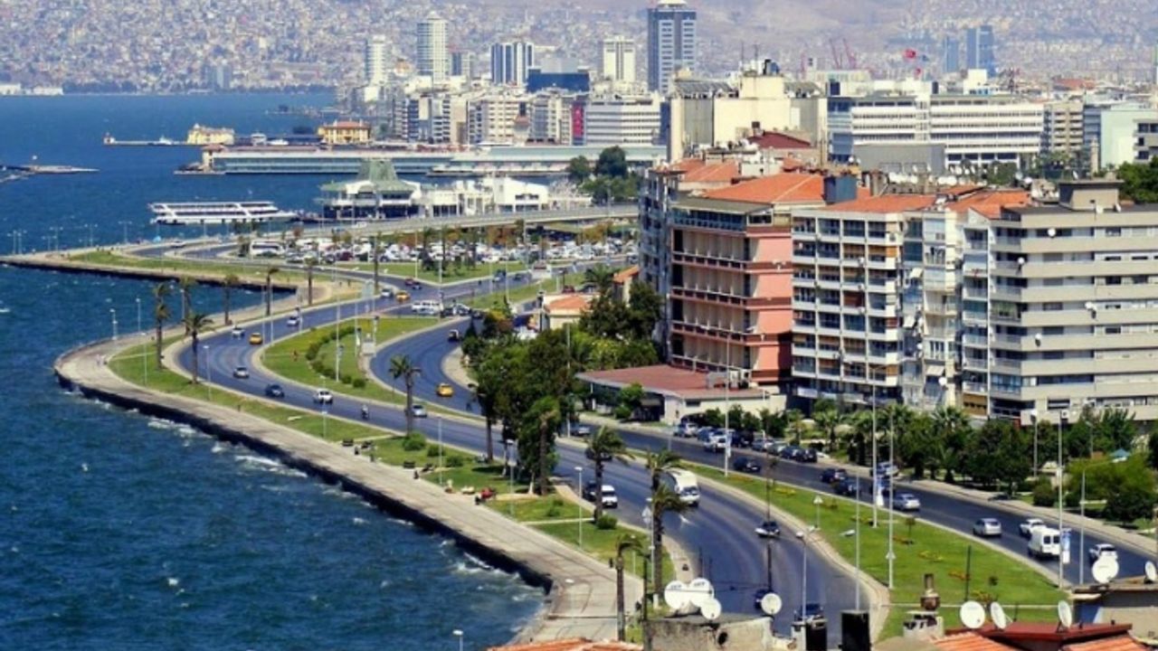 İzmir'de konut satışları %17,3 oranında azaldı