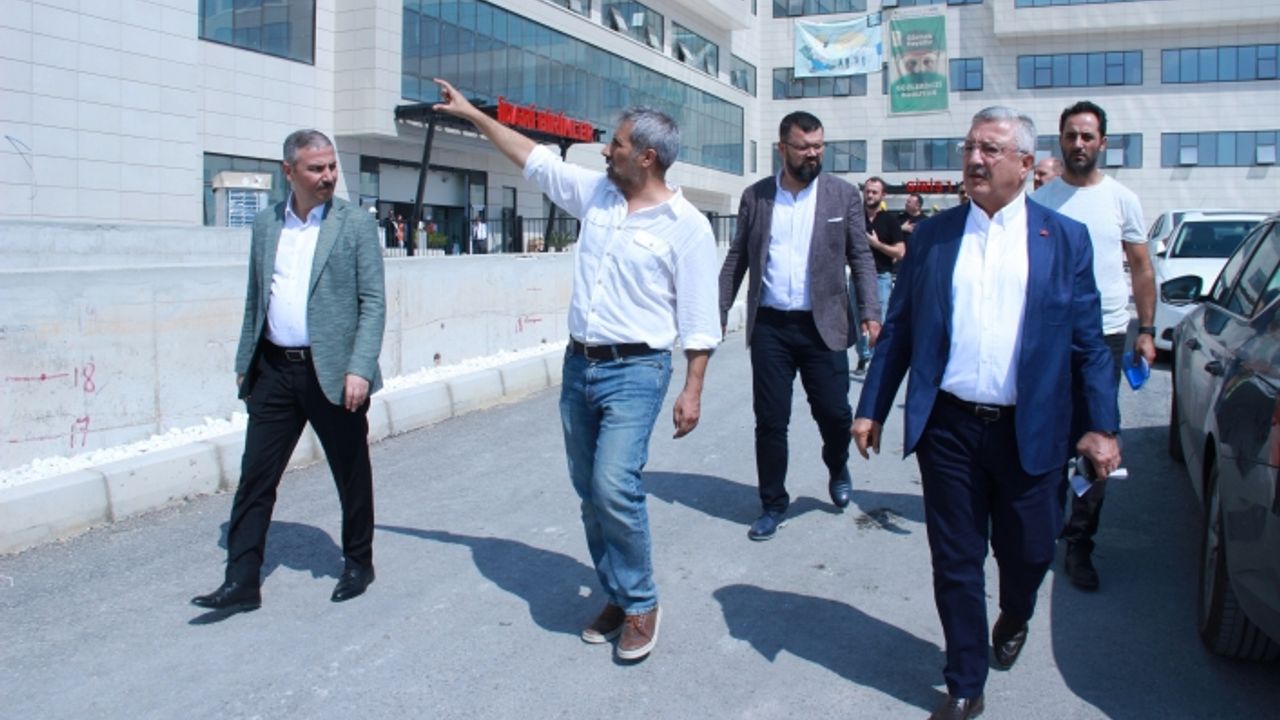 İzmir Şehir Hastanesinde geri sayım! AK Partili Nasır tarih verdi!