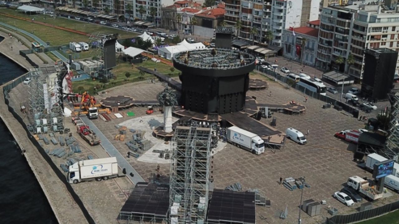 Kordon esnafından ‘Tarkan’ tarifesi: 15 bin TL'ye kadar çıkıyor