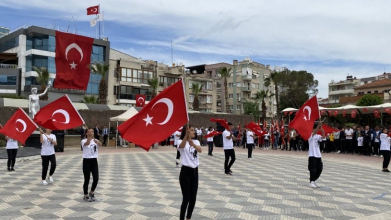 Menemen'den 100'üncü yıl coşkusuna davet