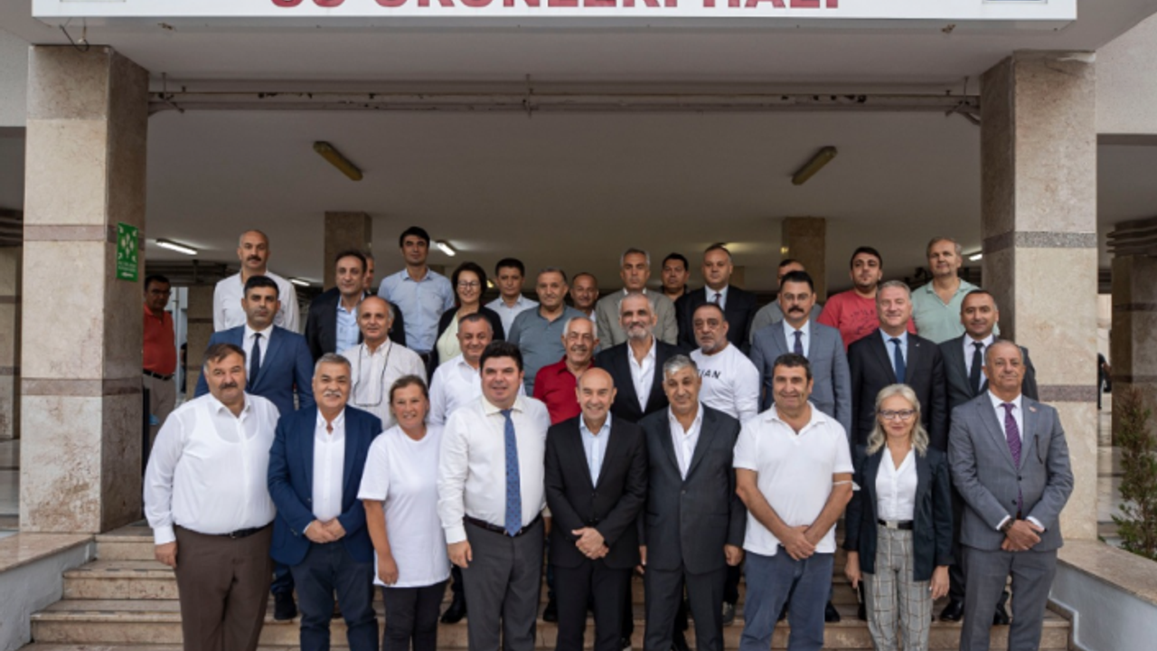 Soyer'den Su Ürünleri Hali’ne ziyaret