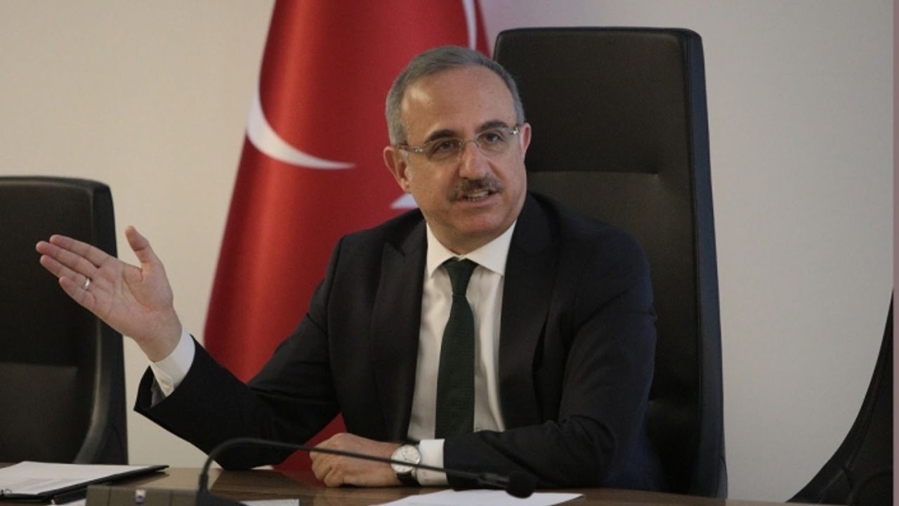 Sürekli’den çarpıcı değerlendirme: İşine gelmeyince devletin, gelince kendi işi!