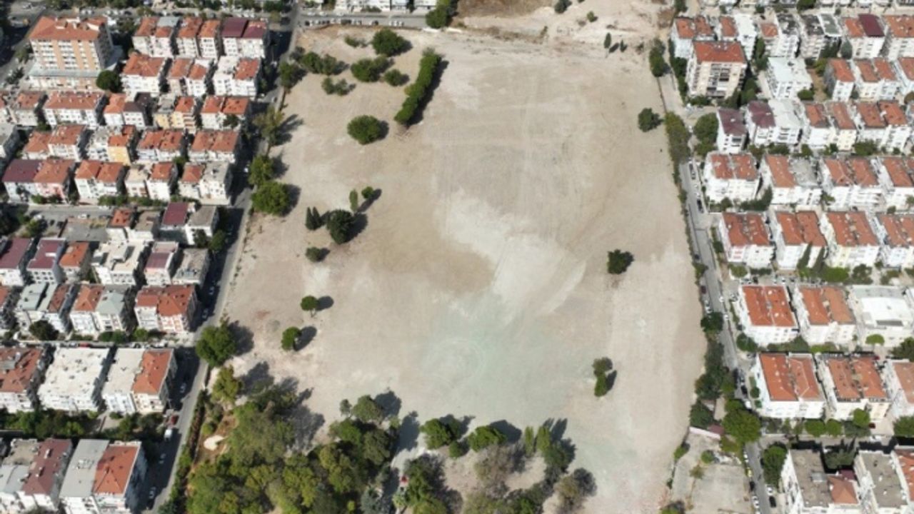 Buca Cezaevi'nin yıkımı tamamlandı: Betona değil yeşile ihtiyaç var
