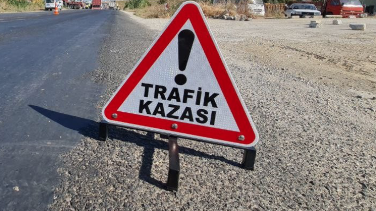 İzmir'de 2 motosiklet çarpıştı: 1 ölü, 1 yaralı