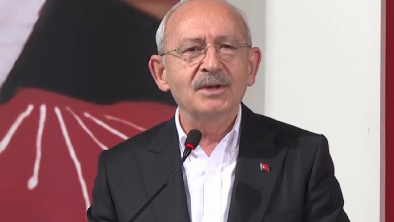 Kılıçdaroğlu: Siyasetçiler kadının kılık kıyafetiyle ilgili karar vermesinler