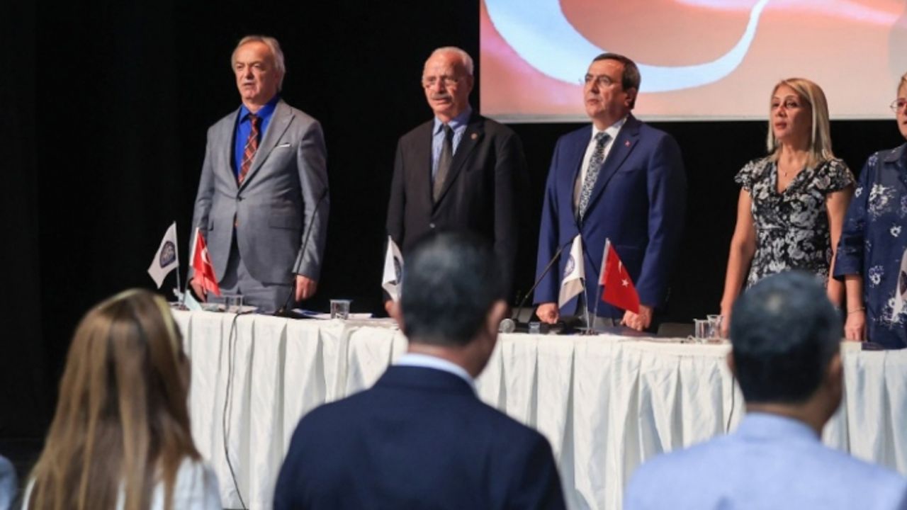 Kıyı Ege’de üç yıllık bütçeye onay