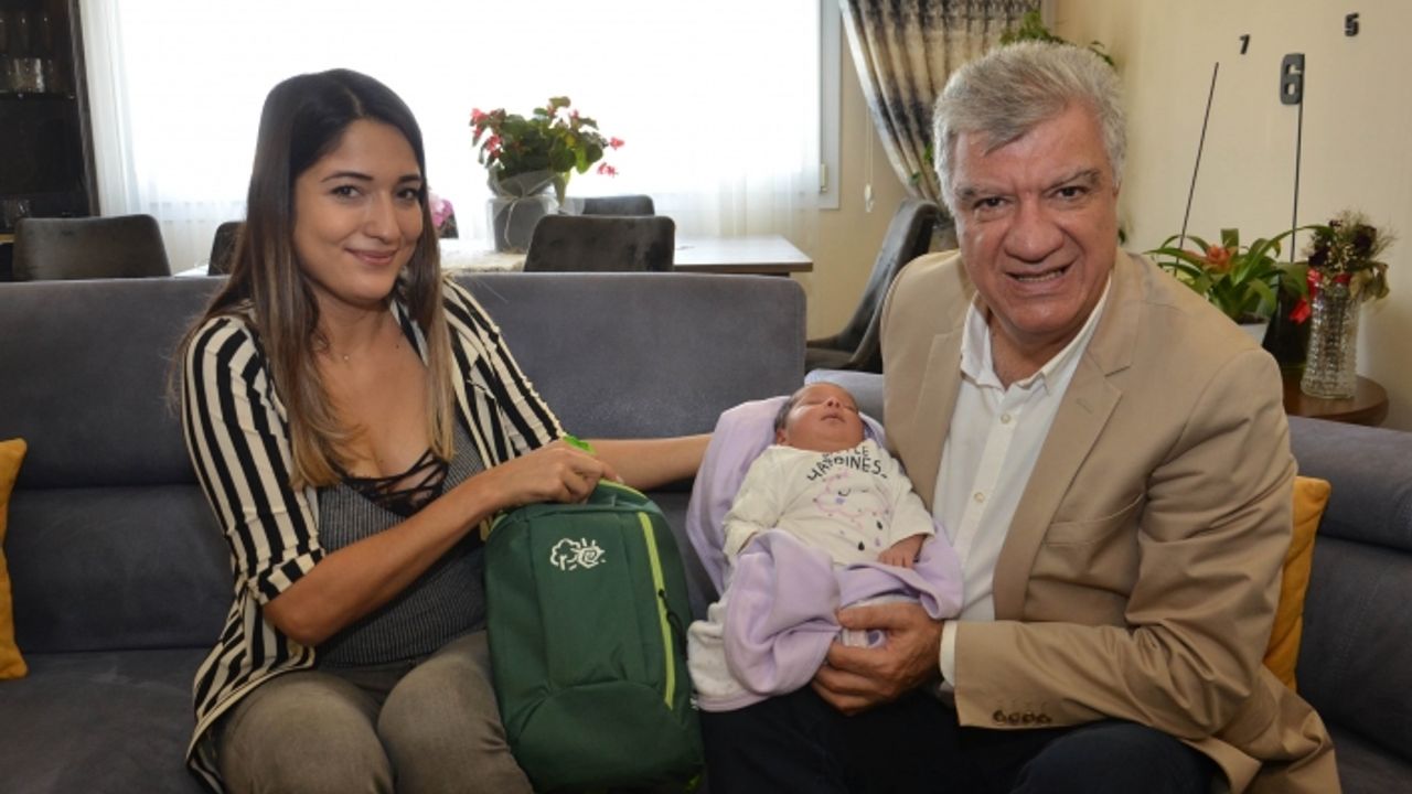 Narlıdere'de ‘Hoş geldin Bebek' ziyaretleri devam ediyor