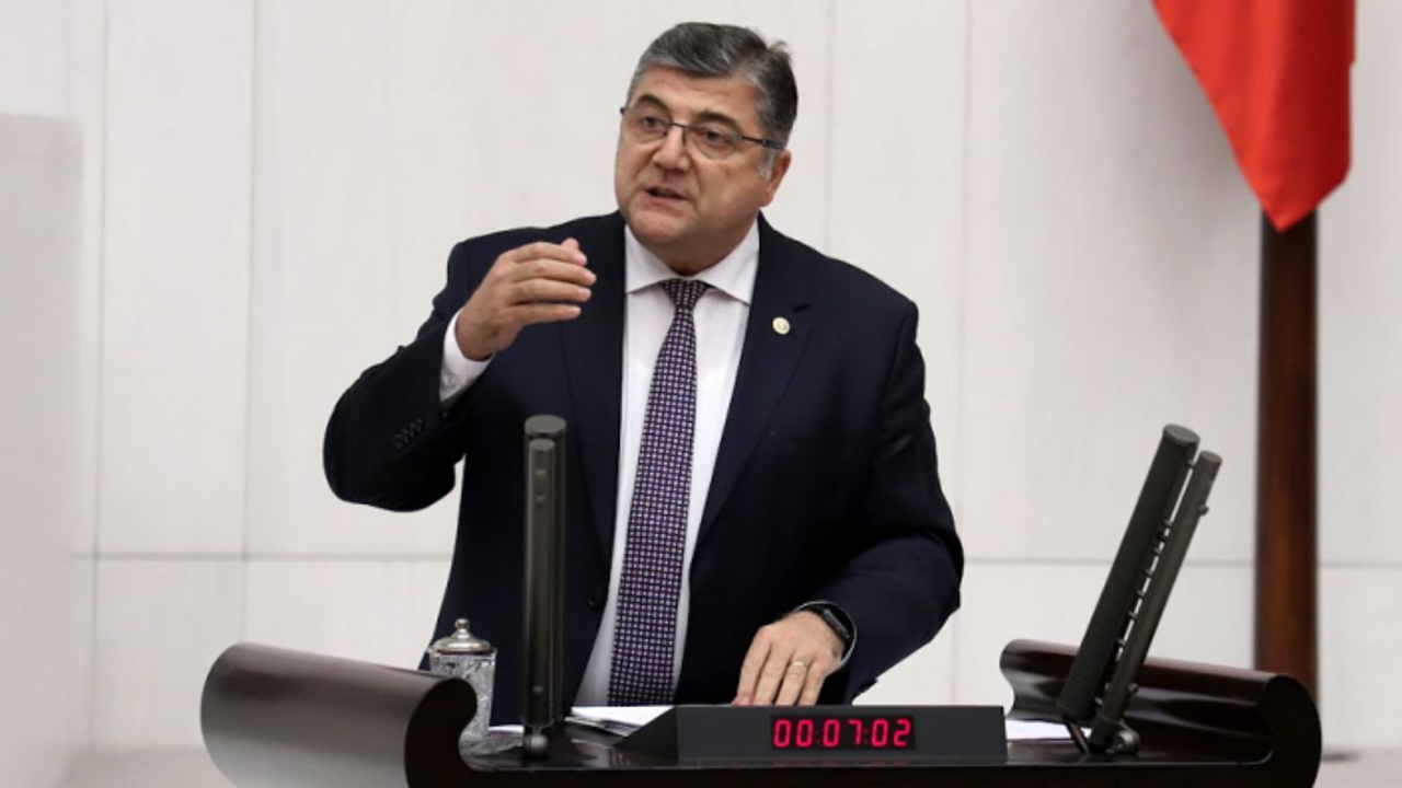CHP’li Sındır'dan Bakan Nebati'ye; Halkın gözünde fer kalmadı, sayın bakan!