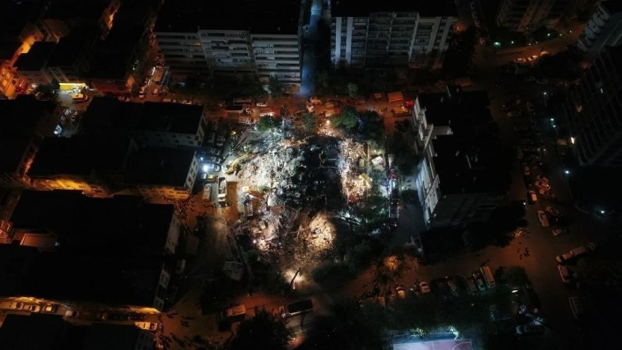 Depremde 30 kişiye mezar olan apartmanın davasında karar için bilirkişi raporu beklenecek