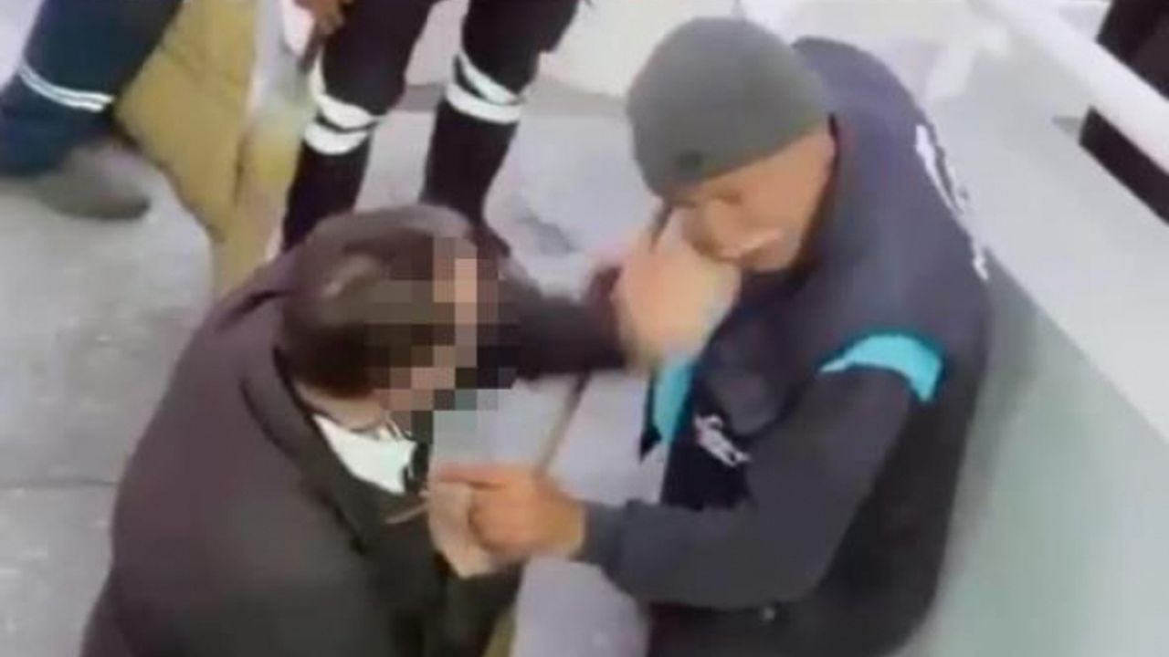 İzmir'de temizlik görevlisine tokatlı saldırı kameraya yansıdı