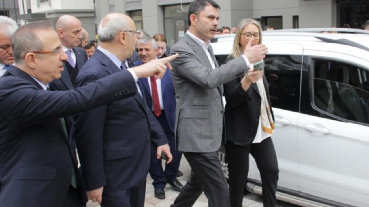 İzmirli depremzededen Bakan Kurum’a konut teşekkürü