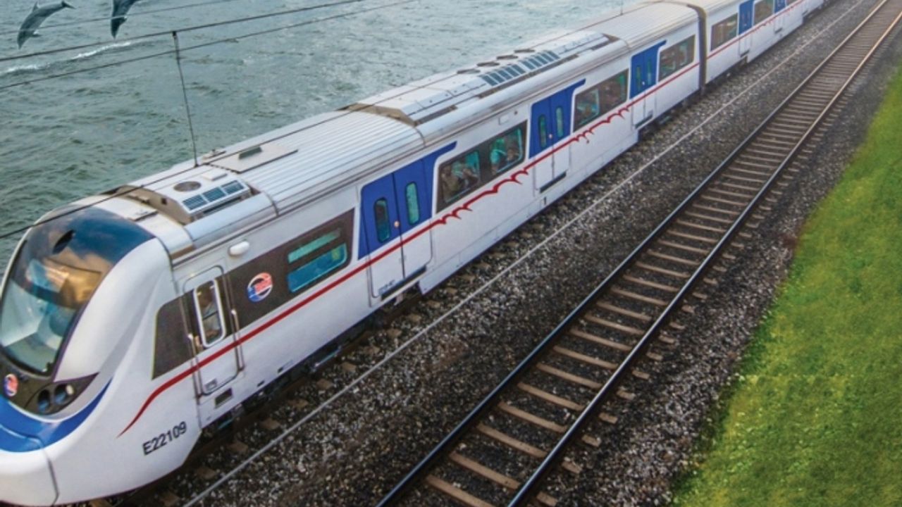 TCDD'den iZBAN hattı için uyarı: 25 bin volt gerilim