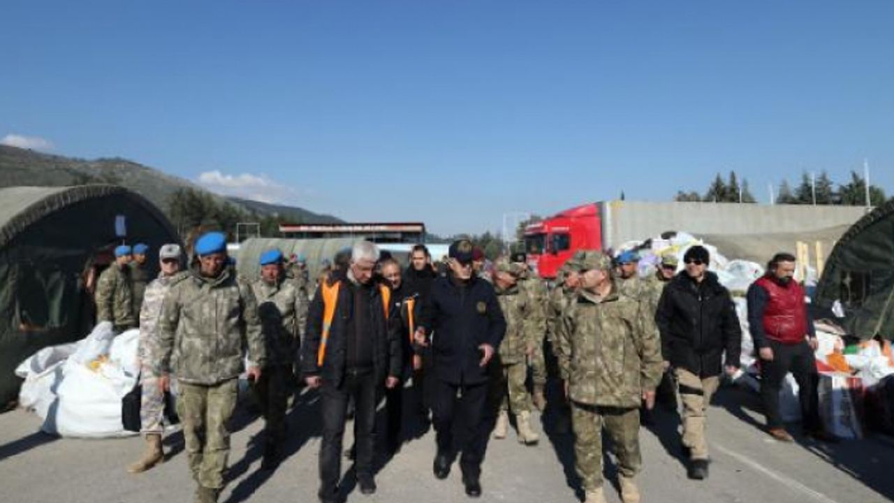 Mehmetçik Hatay'a lojistik destek üssü kurdu