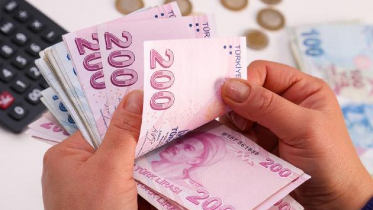 Memur maaşları 11 Şubat'ta ödenecek