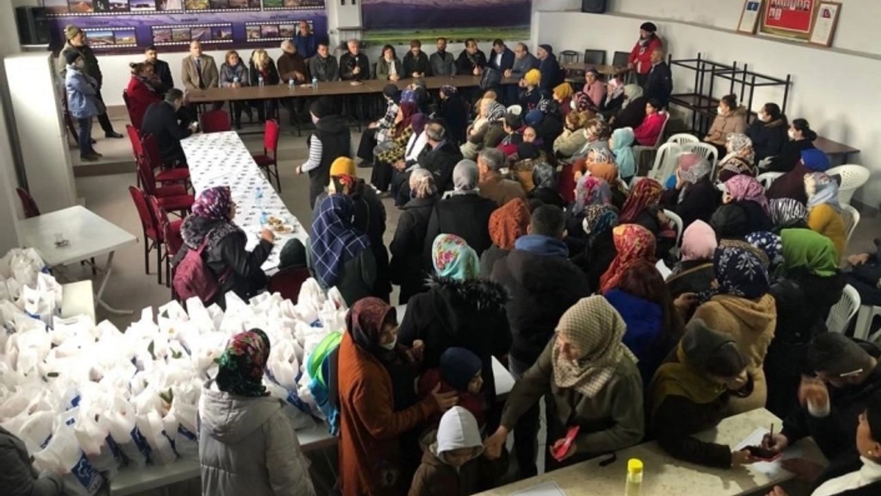 Okullar açıldı, Narlıdere'de beslenme desteği başladı