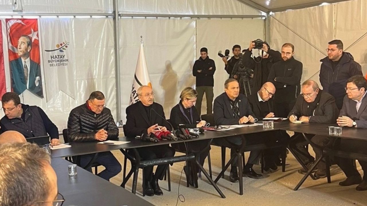 Soyer'den hükümete tepki: Sadece binalar değil sistem çürümüş