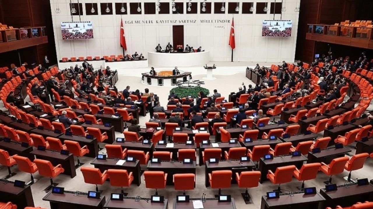 YÖK Kanunu'nda değişiklik öngören teklif TBMM’de kabul edildi