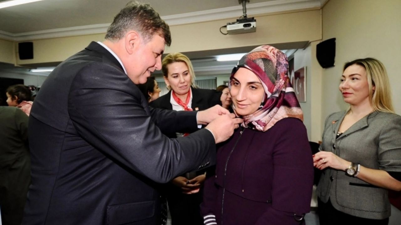 23 kadın AK Parti’den CHP’ye geçti!