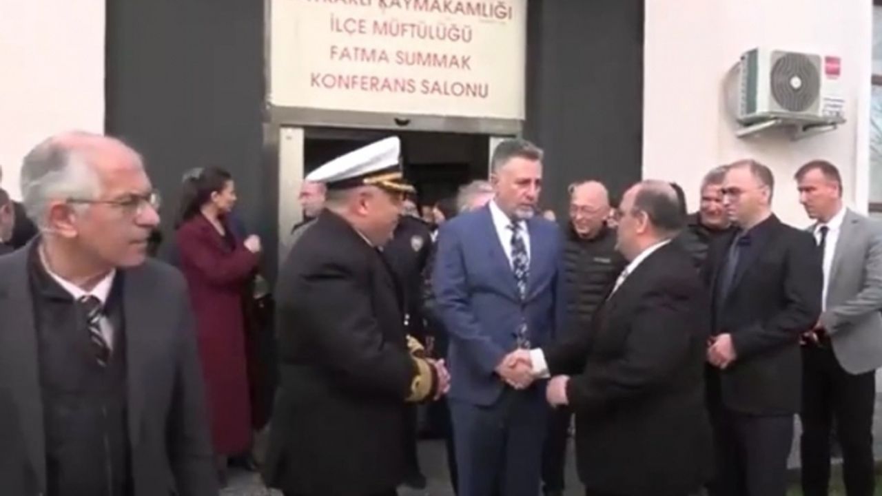 Başkan Sandal’dan İlçe Milli Eğitim Müdürü’ne: “Atatürk demek zorunuza mı gidiyor”