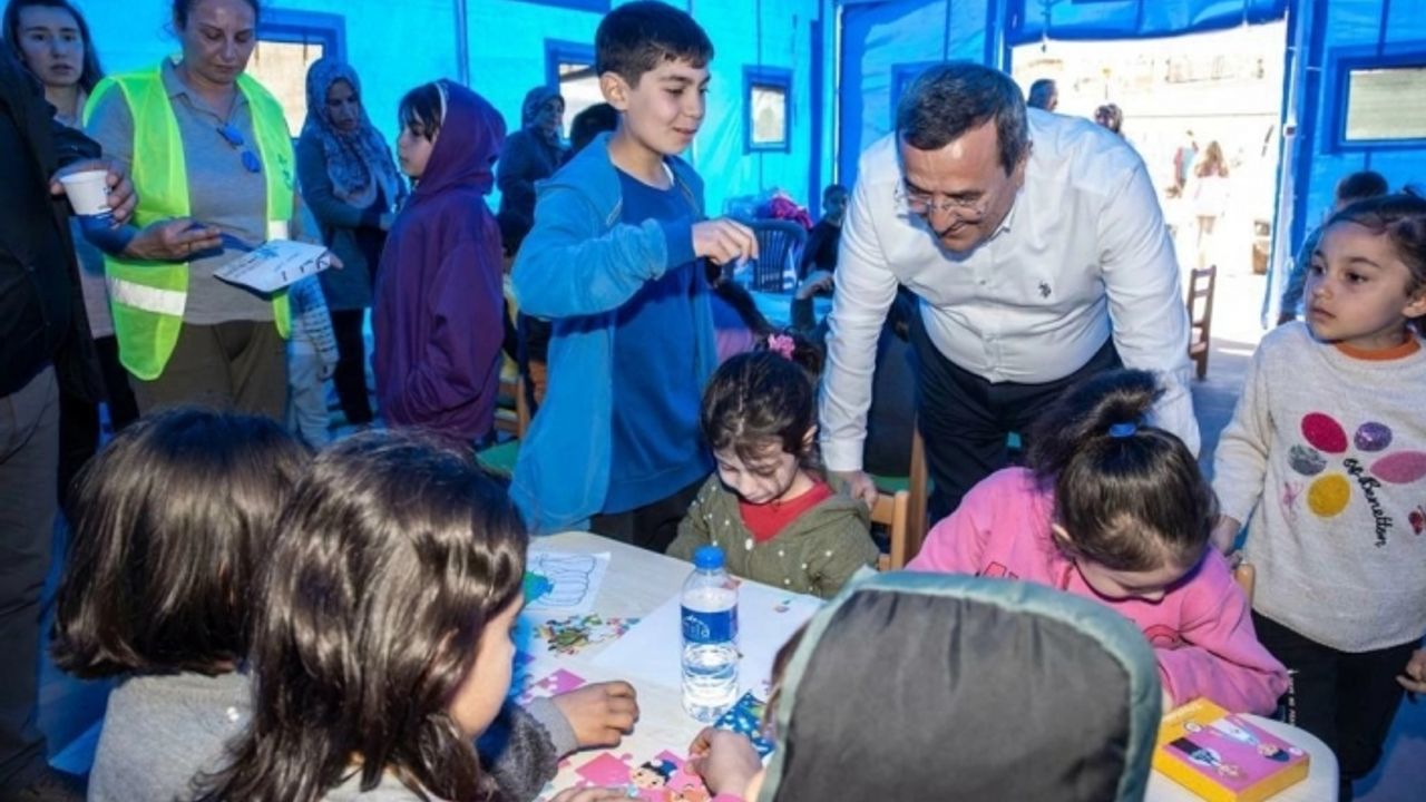 Batur kahramanmaraş'a kurdukları çadırları ziyaret etti
