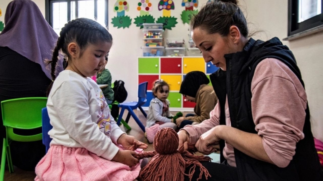 Çocuklar ve anneleri ahtapot atölyesinde buluştu