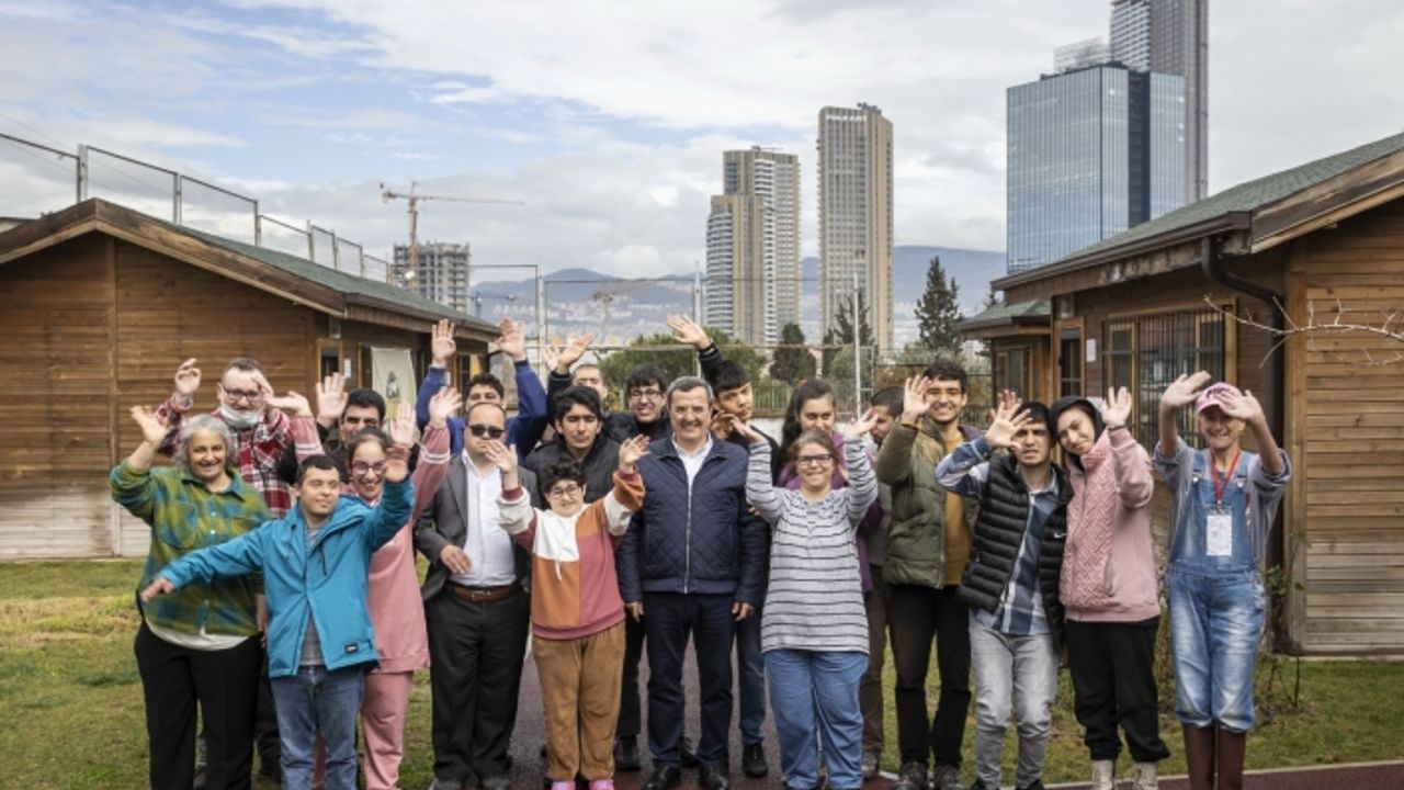 Konak Engelsiz Yaşam Köyü’nün yeni spor salonu faaliyete geçti