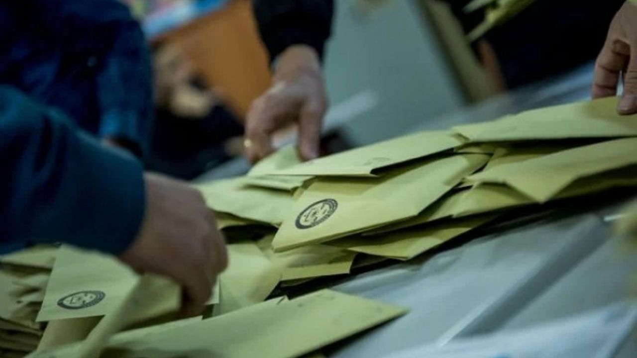 Son seçim anketi: Cumhurbaşkanlığına aday isimlerin oy oranları