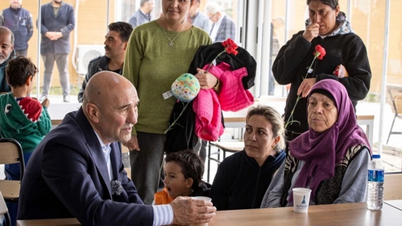 Soyer'den depremzedelere ziyaret: “Tek dileğimiz dertlere derman olmak”