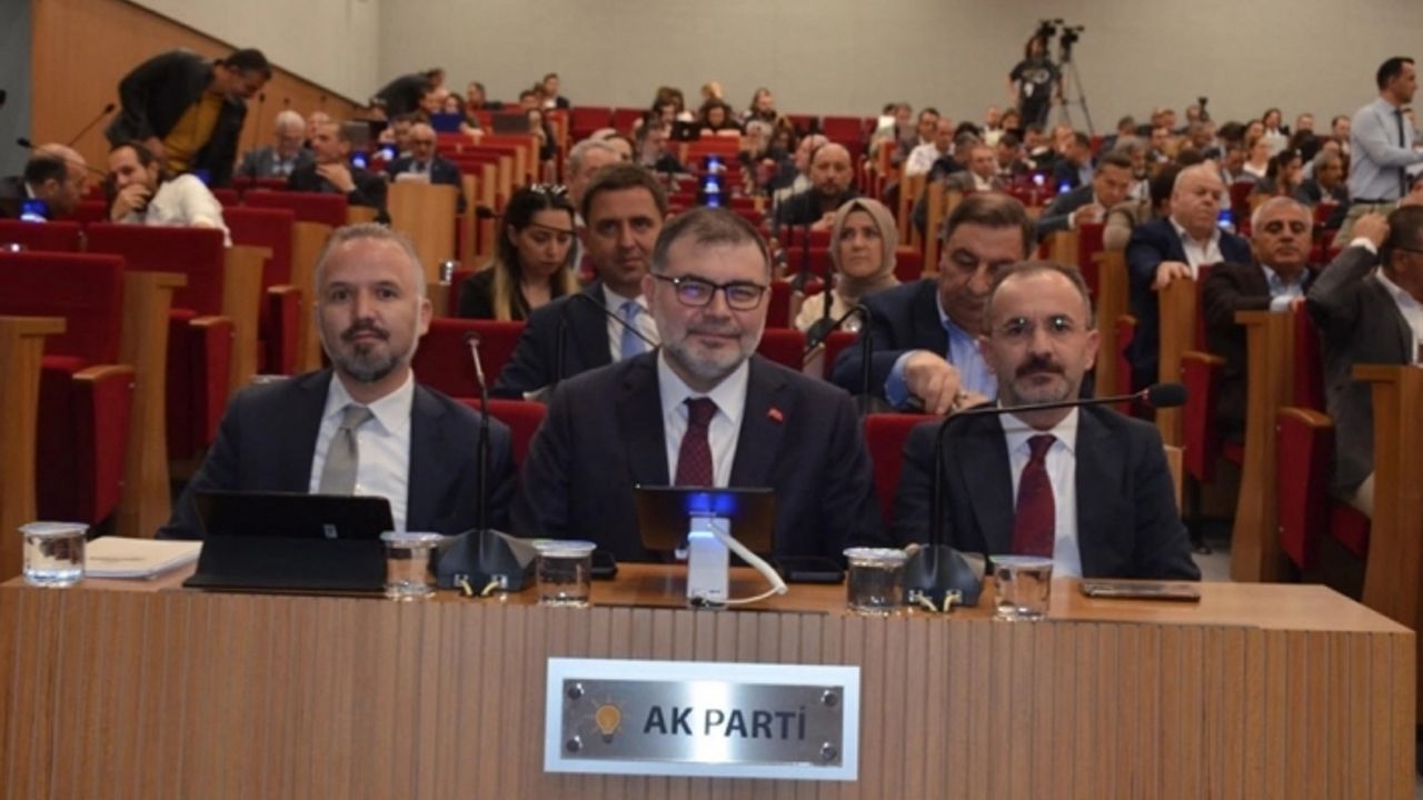 Büyükşehir Meclisi’ni takip eden AK Partili Saygılı'dan iddialı 2024 açıklaması
