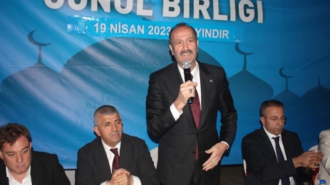 MHP İzmir milletvekili adayları iftar programında buluştu