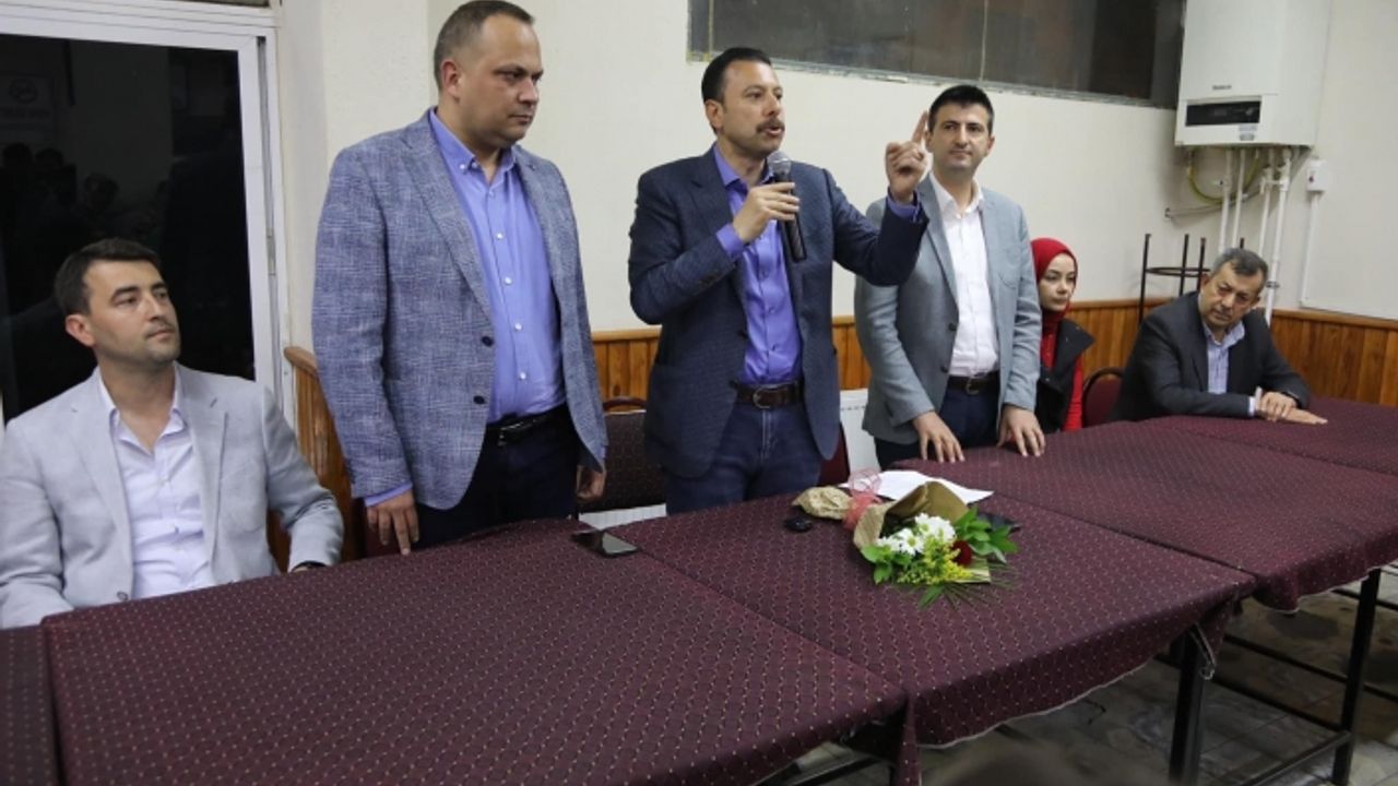 AK Partil'li kaya: 'İzmir, özerklik hayallerine geçit vermeyecek'