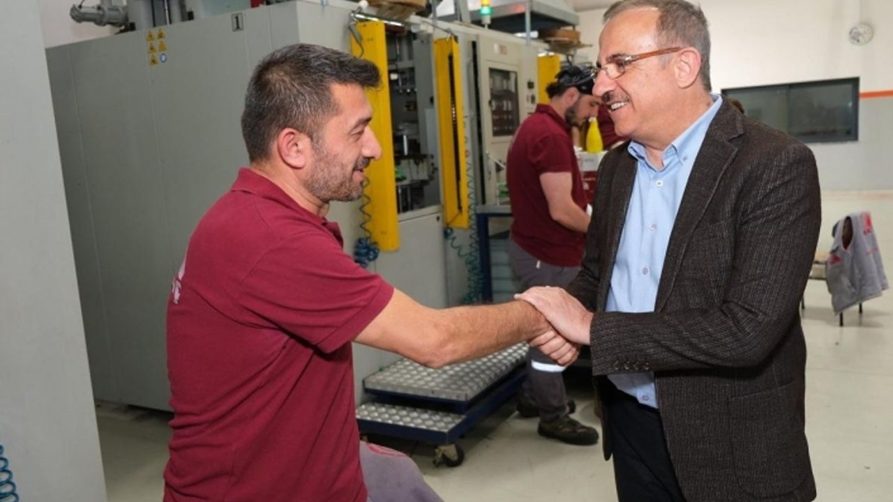AK Partili Sürekli: İşverenlerimizin ve emekçi kardeşlerimizin her daim yanındayız