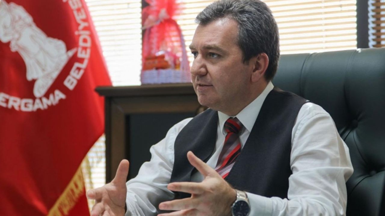 Başkan Koştu'dan muhalefete 'Millet Bahçesi' tepkisi: Bu zihniyet Bergama’yı geriye götürür!