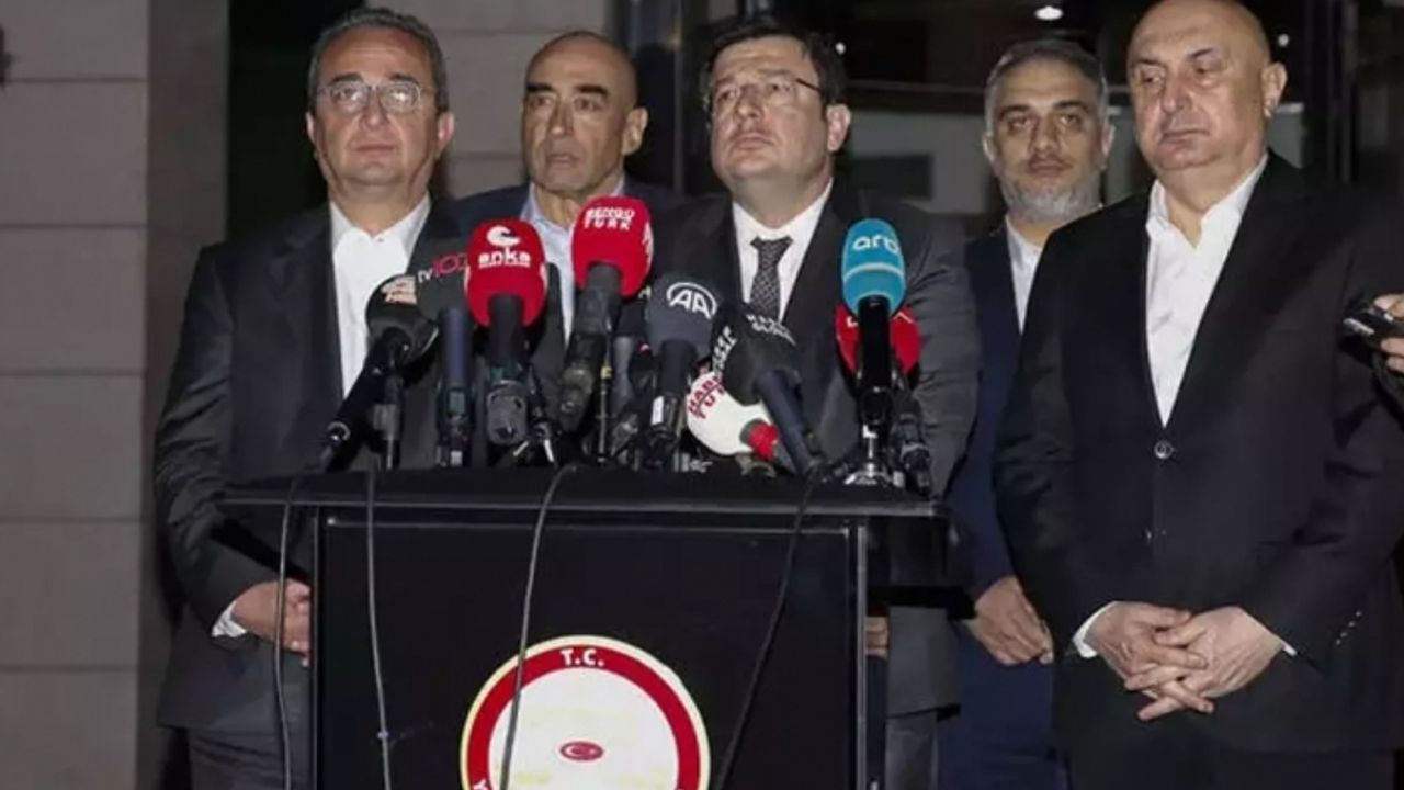 CHP heyeti YSK Başkanı Ahmet Yener'i ziyaret etti