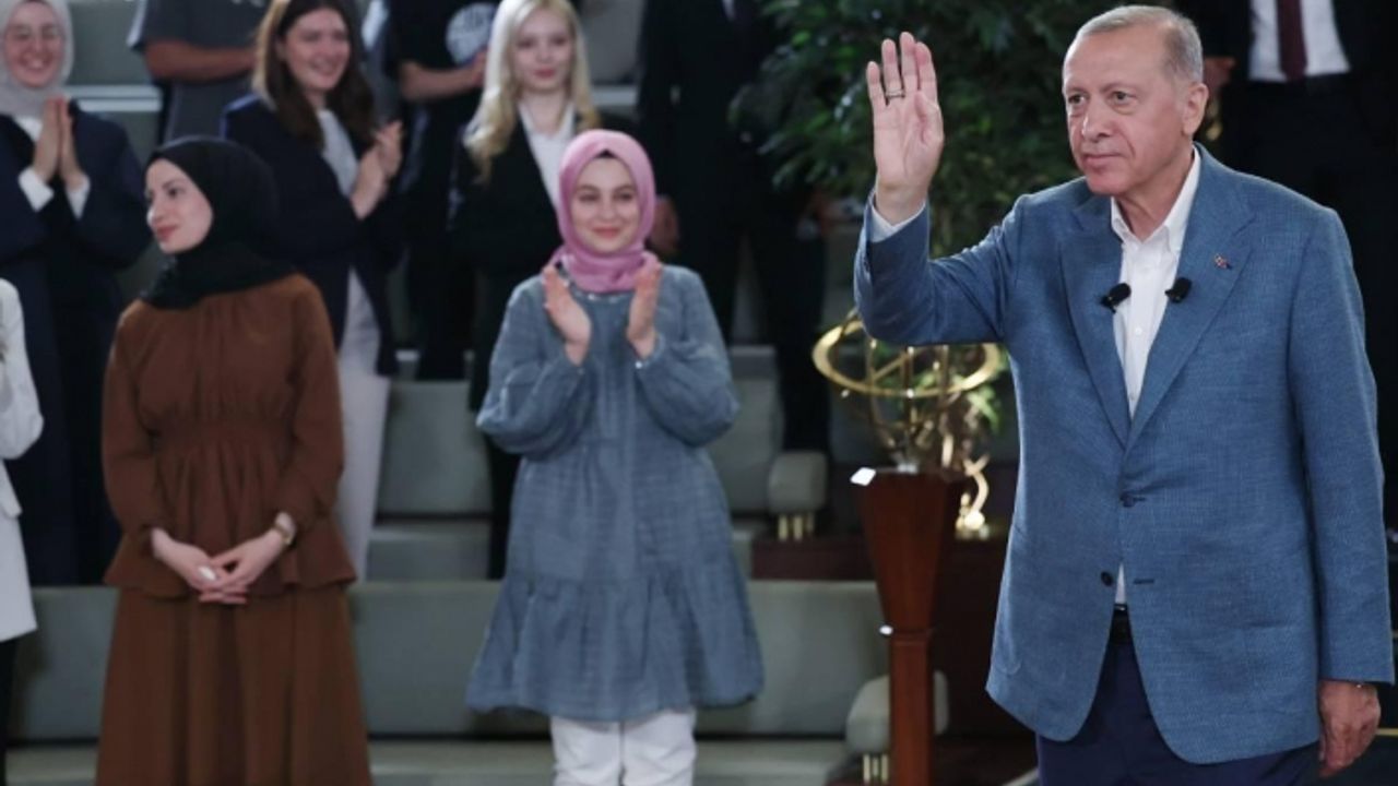 Cumhurbaşkanı Erdoğan: Kızılay çadır satma işine giremez