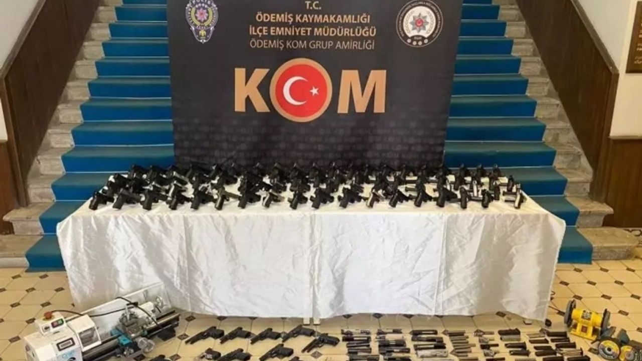 Polisin yakaladığı silah taciri çıkarıldığı mahkemece serbest bırakıldı