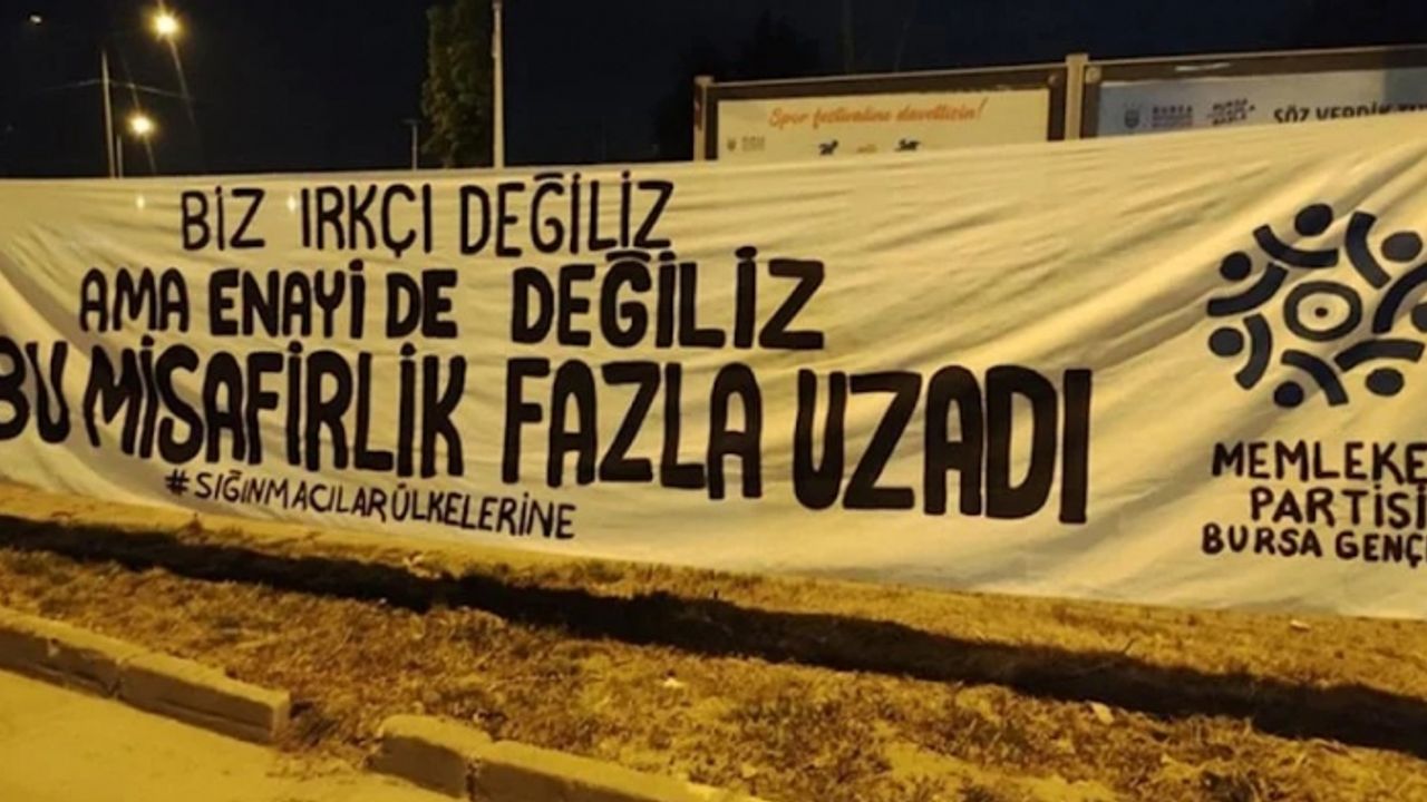 Memleket Partisi, o afişi yeniden gündeme getirdi