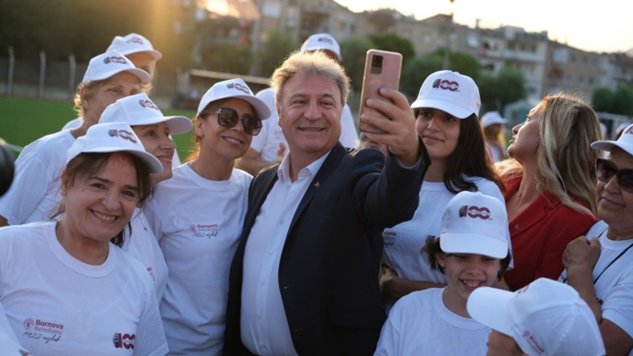 1923 Bornovalı Cumhuriyet aşkına zeybek oynayacak